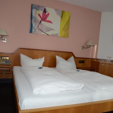 Hotel Mohren Ochsenhausen Esterno foto